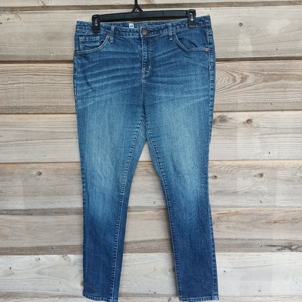 Classic Indigo Skinny Jeans for Women